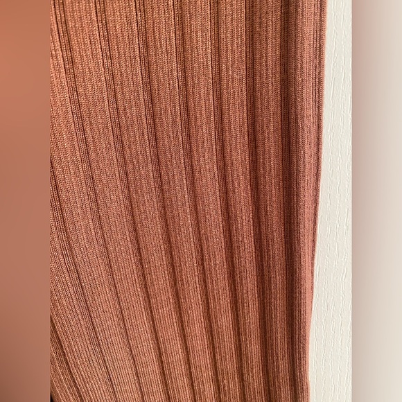 Wide Leg Ribbed Flare Pants - Picture 4 of 7